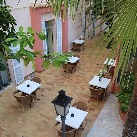 酒店 芒通里维埃拉酒店