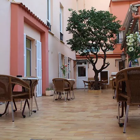 酒店 芒通里维埃拉酒店 3*