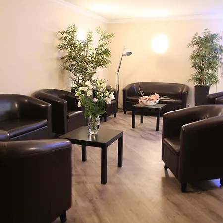 芒通里维埃拉酒店 酒店 芒通