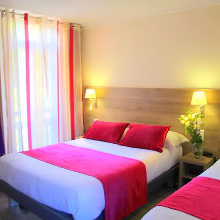 芒通里维埃拉酒店 芒通