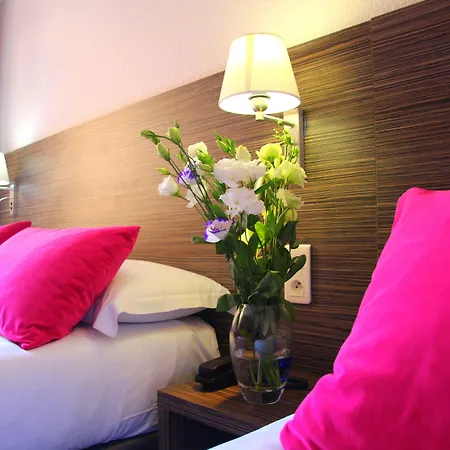 芒通里维埃拉酒店 芒通