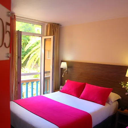 酒店 芒通里维埃拉酒店