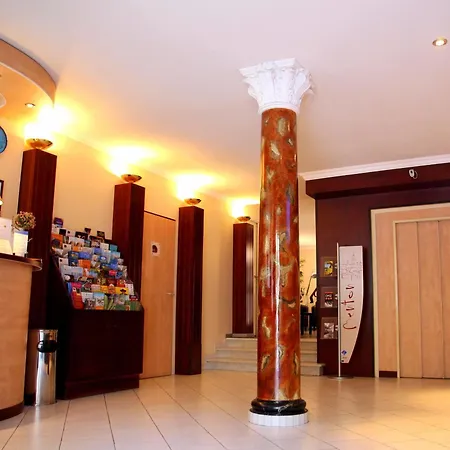 酒店 芒通里维埃拉酒店 3*