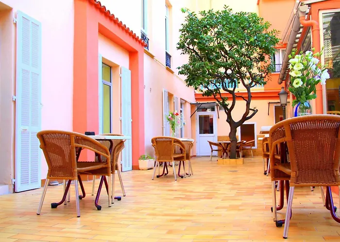 Riviera Hotel Menton