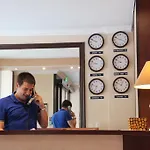 Riviera Отель Ментона