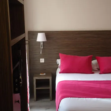 Riviera 3* Мантон