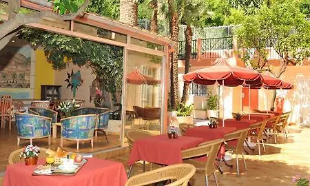Готель Riviera