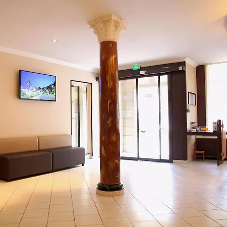 Riviera Hotel Menton