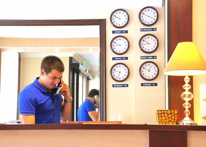 Готель Riviera