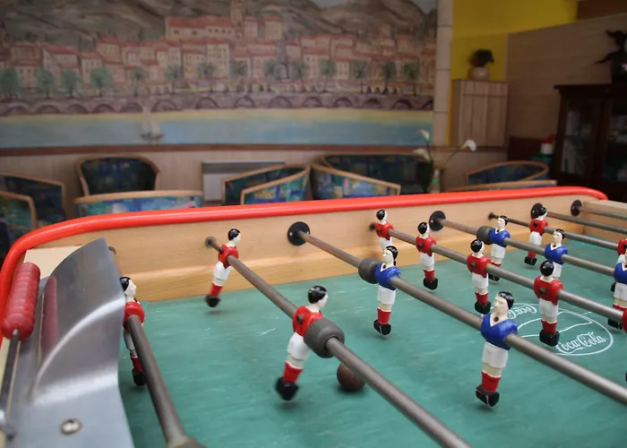 Riviera 3* Мантон