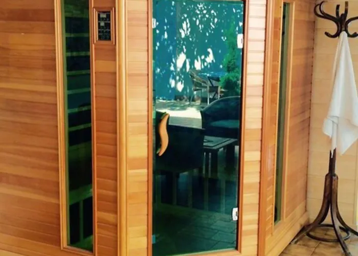 Готель Riviera